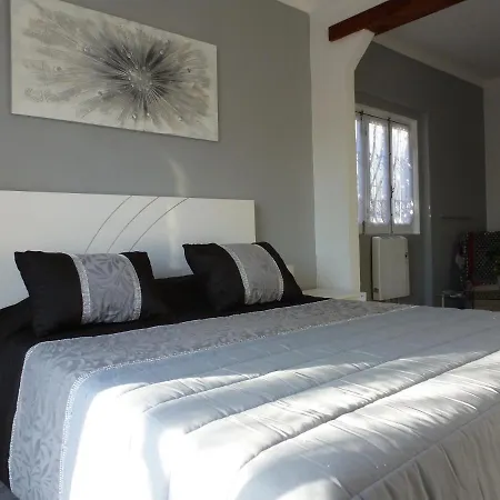 Bed & Breakfast Casa Ochruros Salir de Matos